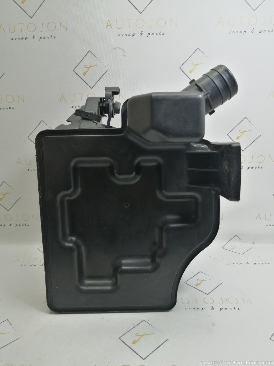 Vas lichid parbriz SKODA ROOMSTER (5J) [ 2006 - 2015 ] TDI (CAYC) 77KW|105HP OEM 6R0955453D