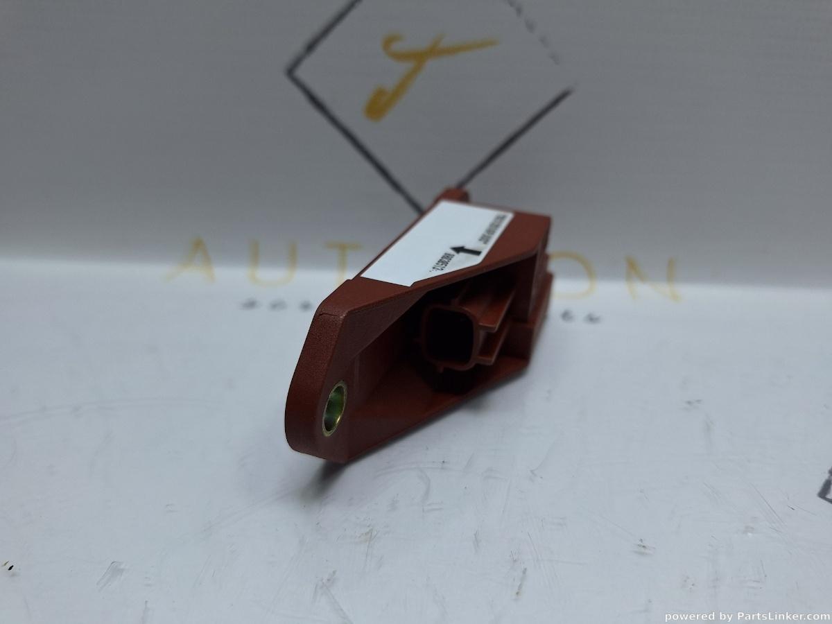 Senzor impact airbag VOLKSWAGEN GOLF IV Variant (1J5) [ 1999 - 2006 ] TDI (ATD, AXR) 74KW|101HP OEM 1C0909606