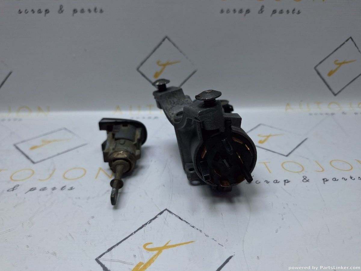 Contact cu cheie VOLKSWAGEN GOLF IV Variant (1J5) [ 1999 - 2006 ] TDI (ATD, AXR) 74KW|101HP 4B0906851C