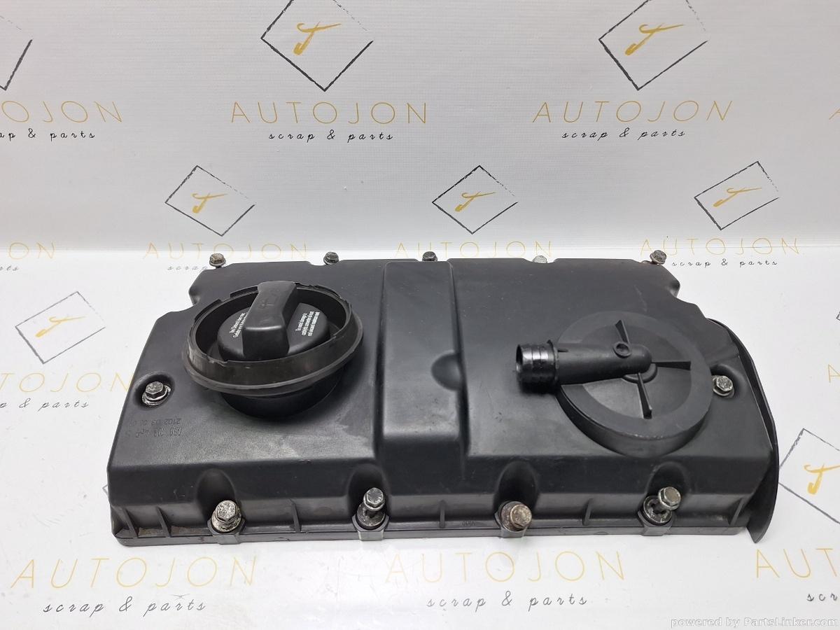 Capac culbutori VOLKSWAGEN GOLF V (1K1) [ 2003 - 2009 ] TDI (BKC, BLS, BXE) 77KW|105HP OEM 038103475Q