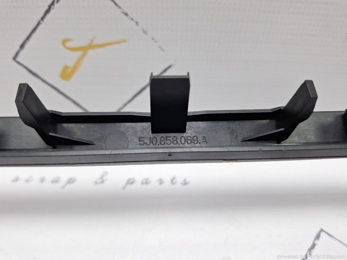 Rama Cd player SKODA ROOMSTER (5J) [ 2006 - 2015 ] TDI (CAYC) 77KW|105HP 5J0858069A