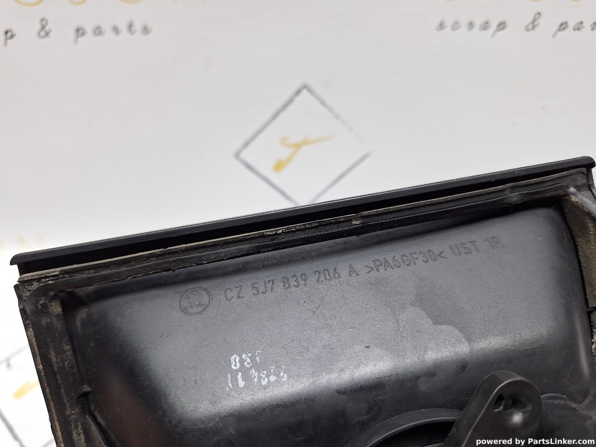 Maner exterior usa laterala Dreapta SKODA ROOMSTER (5J) [ 2006 - 2015 ] TDI (CAYC) 77KW|105HP 5J7839206A