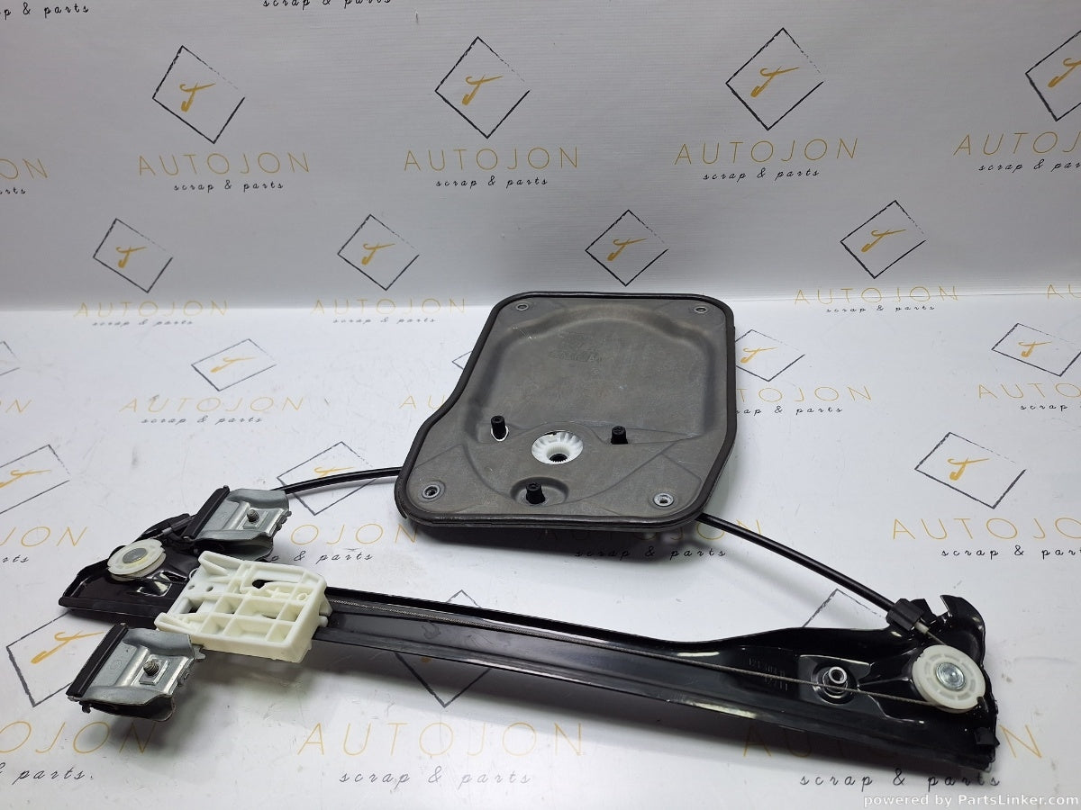 Macara geam dreapta fata SKODA ROOMSTER (5J) [ 2006 - 2015 ] TDI (CAYC) 77KW|105HP 5J7837462