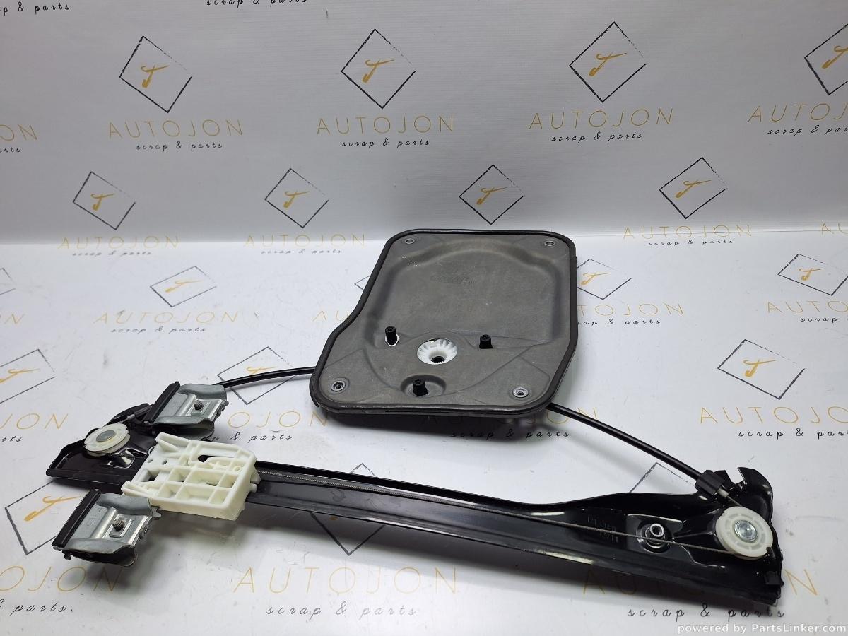Macara geam dreapta fata SKODA ROOMSTER (5J) [ 2006 - 2015 ] TDI (CAYC) 77KW|105HP OEM 5J7837462