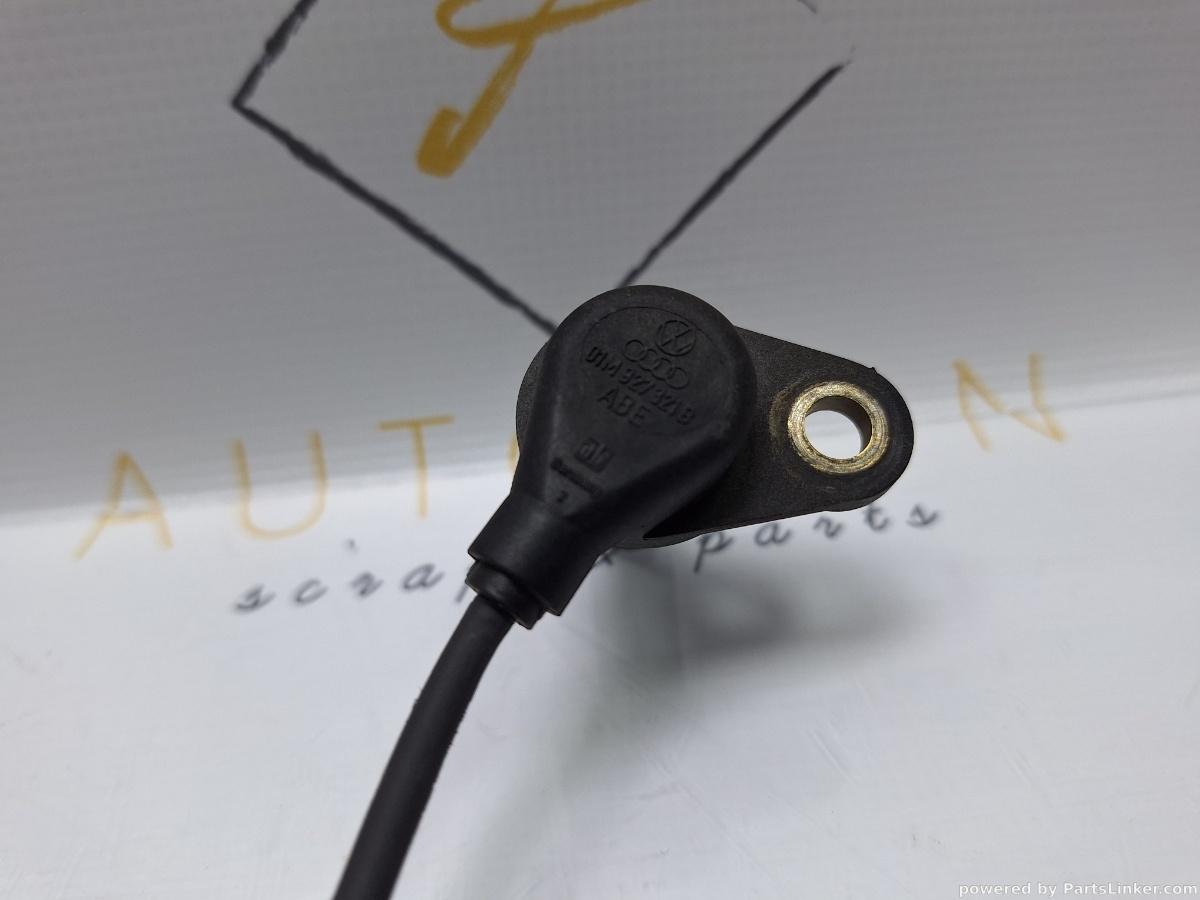 Senzor viteza cutie VOLKSWAGEN GOLF IV (1J1) [ 1997 - 2007 ] TDI (AGR, ALH) 66KW|90HP OEM 01M927321B