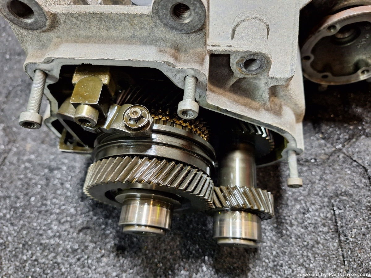 Cutie de viteze defecta 1.9 TDI 6+1 VW Touran (1T1, 1T2) [ 2003 - 2010 ]