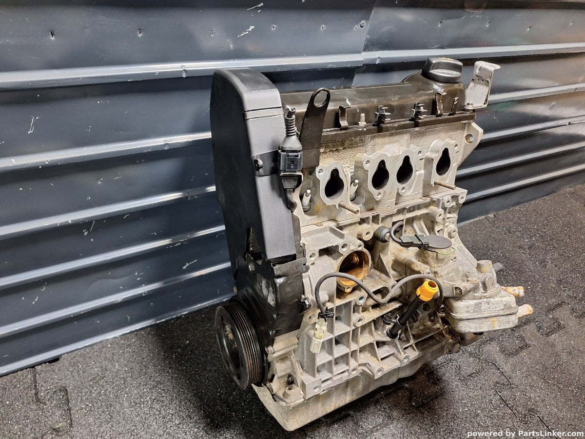 Motor complet fara anexe SKODA OCTAVIA (1U2) [ 1996 - 2010 ] 1.6 (AEH, AKL) 74KW|101HP 06A100032J