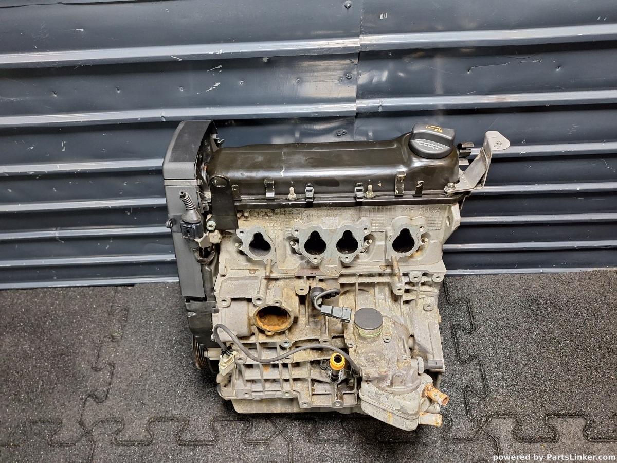 Motor complet fara anexe SKODA OCTAVIA (1U2) [ 1996 - 2010 ] 1.6 (AEH, AKL) 74KW|101HP OEM 06A100032J