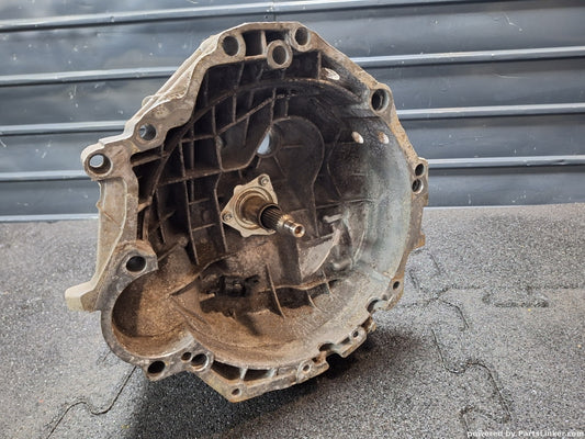 Cutie de viteze VOLKSWAGEN PASSAT (3B2) [ 1996 - 2001 ] 1.6 (ADP, AHL, ANA, ARM) 74KW|101HP 012301103M