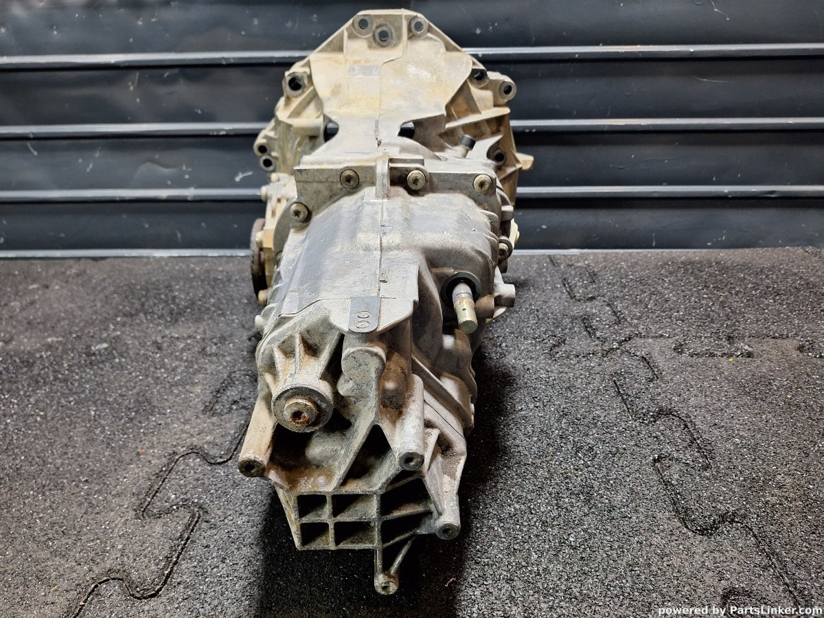 Cutie de viteze VOLKSWAGEN PASSAT (3B2) [ 1996 - 2001 ] 1.6 (ADP, AHL, ANA, ARM) 74KW|101HP 012301103M