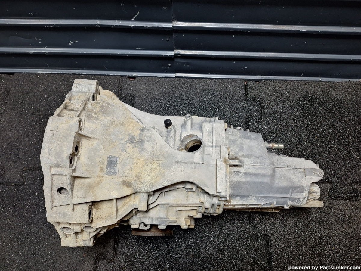 Cutie de viteze VOLKSWAGEN PASSAT (3B2) [ 1996 - 2001 ] 1.6 (ADP, AHL, ANA, ARM) 74KW|101HP 012301103M