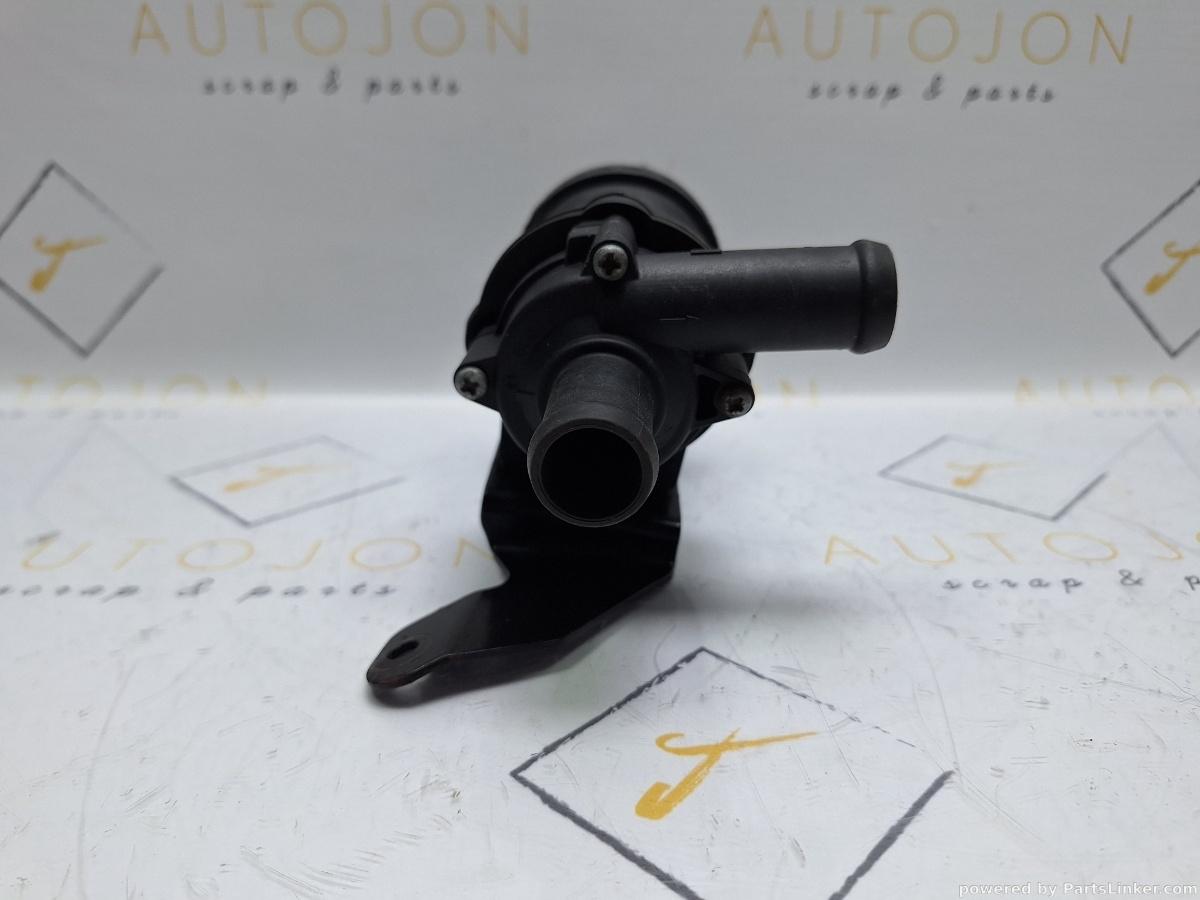 Pompa auxiliara apa SEAT ALHAMBRA (7V8, 7V9) [ 1996 - 2010 ] TDI (ASZ) 96KW|131HP OEM 3D0965561D
