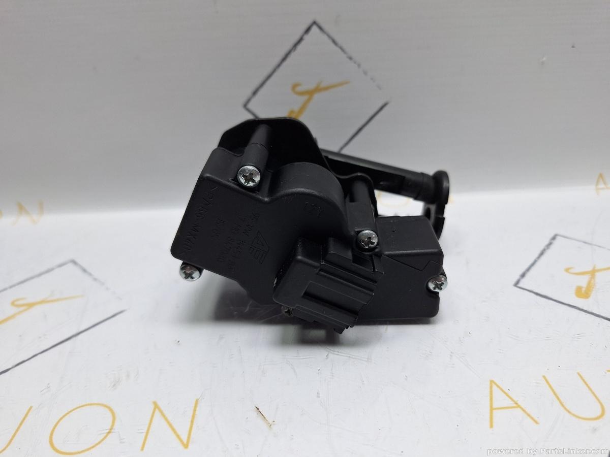 Motoras deschidere geam lateral dreapta spate SEAT ALHAMBRA (7V8, 7V9) [ 1996 - 2010 ] TDI (ASZ) 96KW|131HP OEM 7M0847080