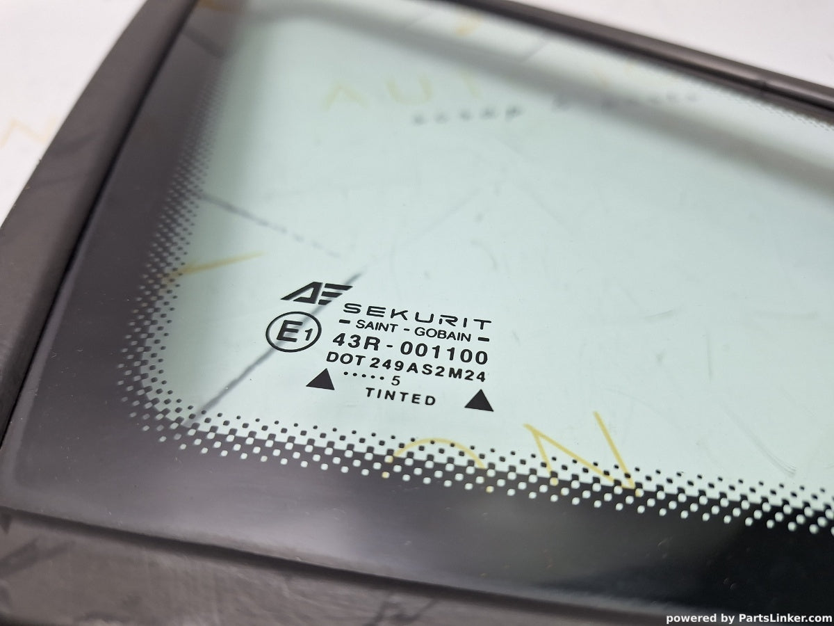 Geam fix lateral dreapta fata SEAT ALHAMBRA (7V8, 7V9) [ 1996 - 2010 ] TDI (ASZ) 96KW|131HP 7M3845412A