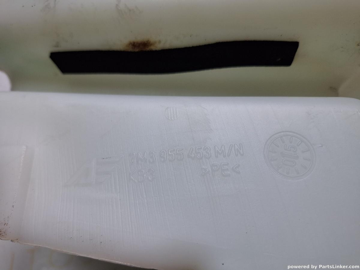 Vas lichid parbriz SEAT ALHAMBRA (7V8, 7V9) [ 1996 - 2010 ] TDI (ASZ) 96KW|131HP OEM 7M3955453M/N