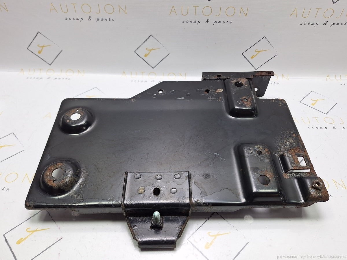 Suport baterie auto SEAT ALHAMBRA (7V8, 7V9) [ 1996 - 2010 ] TDI (ASZ) 96KW|131HP 7M3804841A