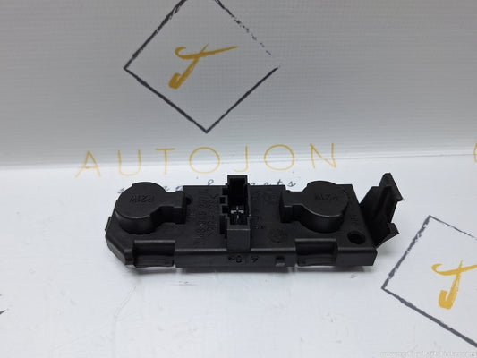 Soclu stop haion SEAT ALHAMBRA (7V8, 7V9) [ 1996 - 2010 ] TDI (ASZ) 96KW|131HP 7M3945257A