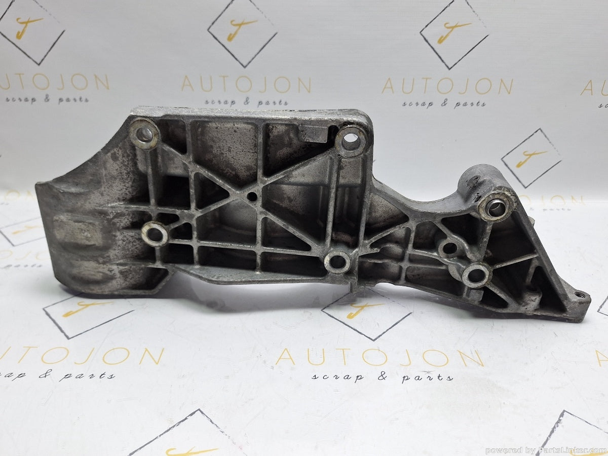 Suport accesorii SEAT ALHAMBRA (7V8, 7V9) [ 1996 - 2010 ] TDI (ASZ) 96KW|131HP 045903145C