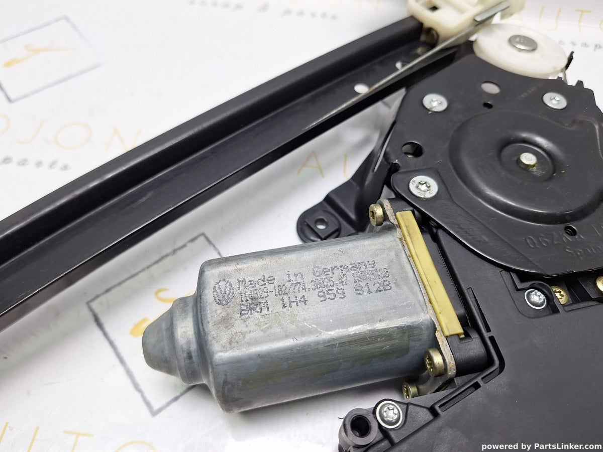 Macara geam stanga spate SEAT ALHAMBRA (7V8, 7V9) [ 1996 - 2010 ] TDI (ASZ) 96KW|131HP 7M3839401A / 1H4959812B