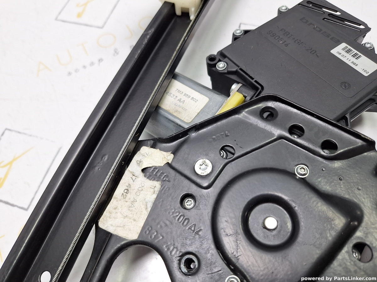 Macara geam dreapta fata SEAT ALHAMBRA (7V8, 7V9) [ 1996 - 2010 ] TDI (ASZ) 96KW|131HP 7M0837462