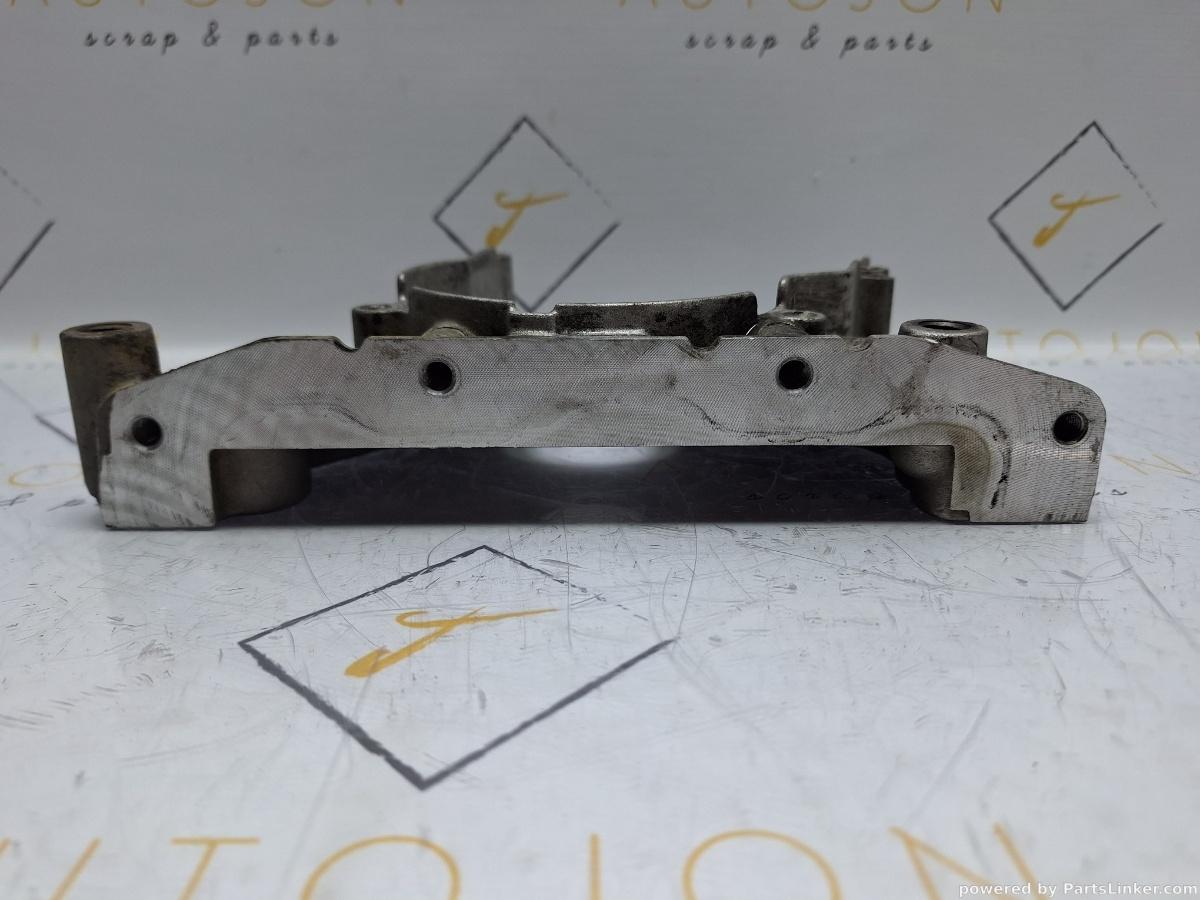 Capac vibrochen VOLKSWAGEN GOLF IV (1J1) [ 1997 - 2007 ] TDI (AGR, ALH) 66KW|90HP OEM 038103153A