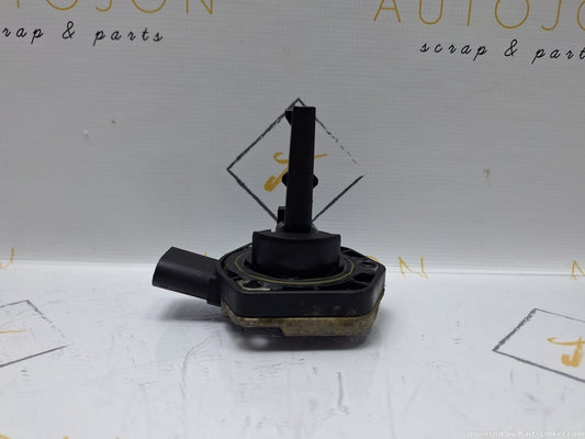 Senzor nivel ulei VOLKSWAGEN GOLF IV (1J1) [ 1997 - 2007 ] TDI (AGR, ALH) 66KW|90HP 1J0907660B