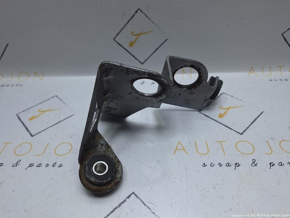 Prindere sufe timonerie  VOLKSWAGEN GOLF V (1K1) [ 2003 - 2009 ] TDI (BKC, BLS, BXE) 77KW|105HP OEM 1K0711789E