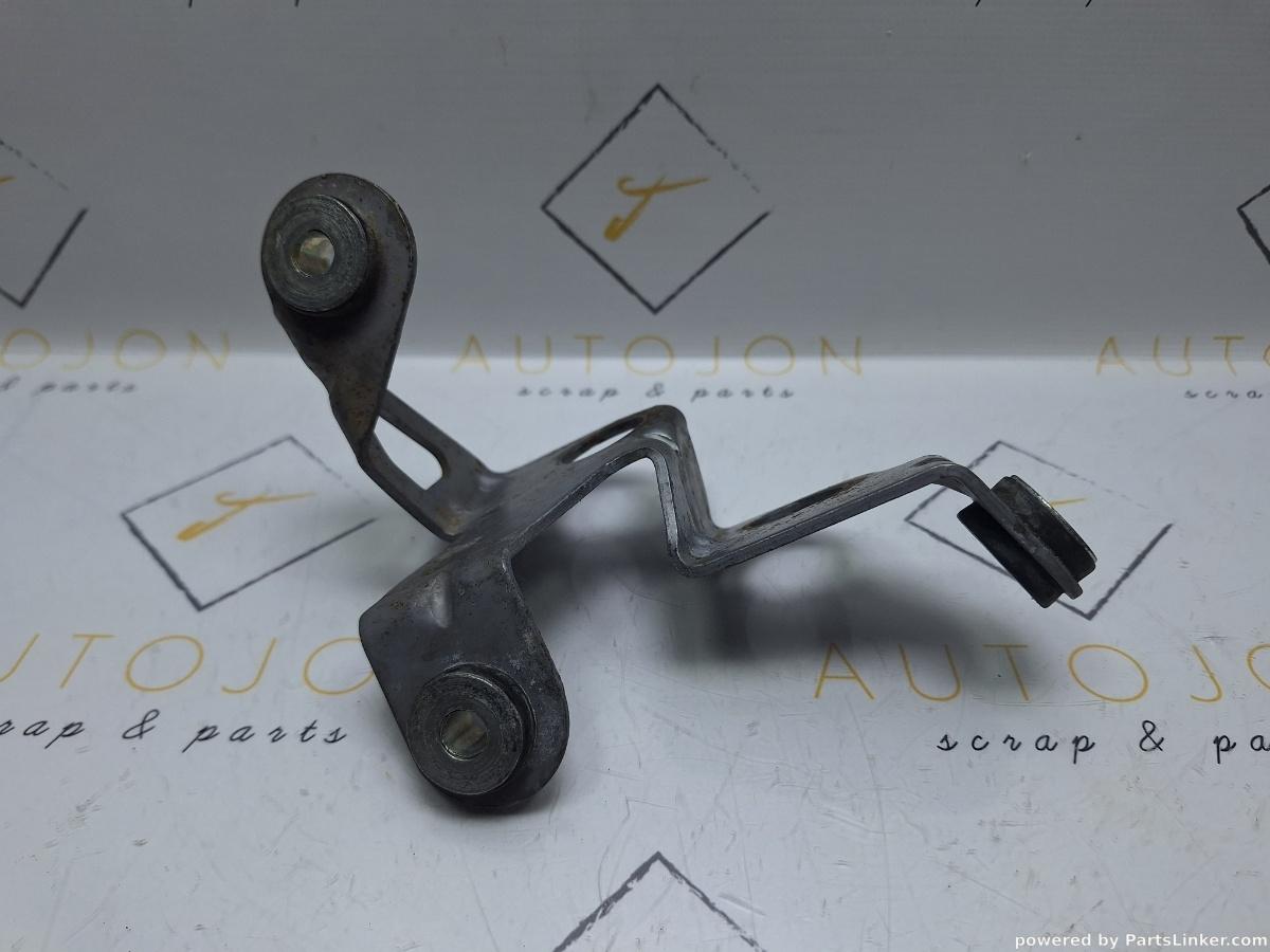 Prindere sufe timonerie  VOLKSWAGEN GOLF V (1K1) [ 2003 - 2009 ] TDI (BKC, BLS, BXE) 77KW|105HP OEM 1K0711789E