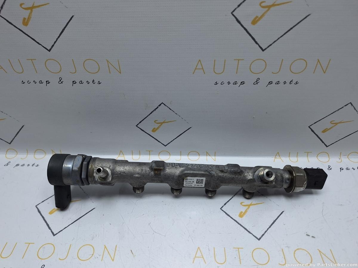 Rampa injectoare VOLKSWAGEN GOLF VII (5G1) [ 2012 - > ] 2.0 TDi BlueMotion 110KW|150HP OEM 04L089B