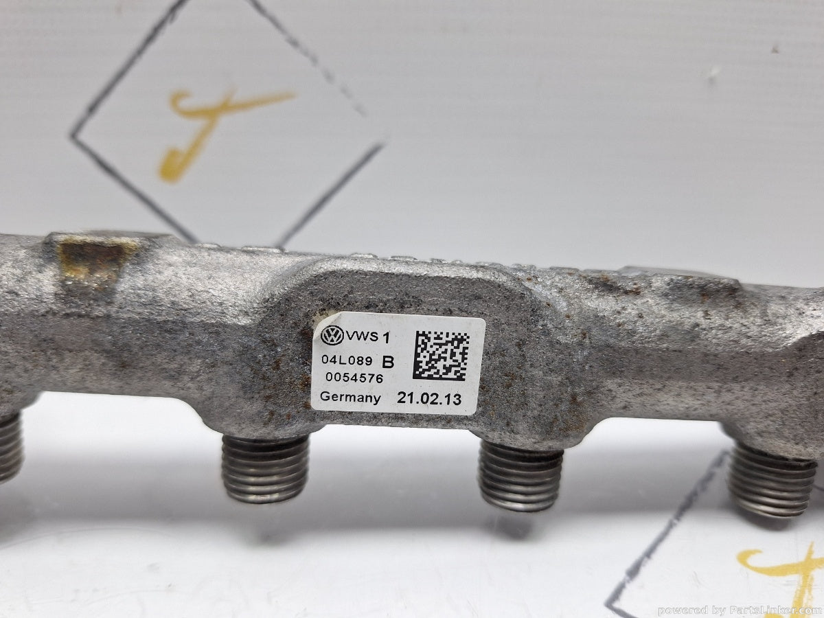 Rampa injectoare VOLKSWAGEN GOLF VII (5G1) [ 2012 - NOW ] 2.0 TDi BlueMotion 110KW|150HP 04L089B