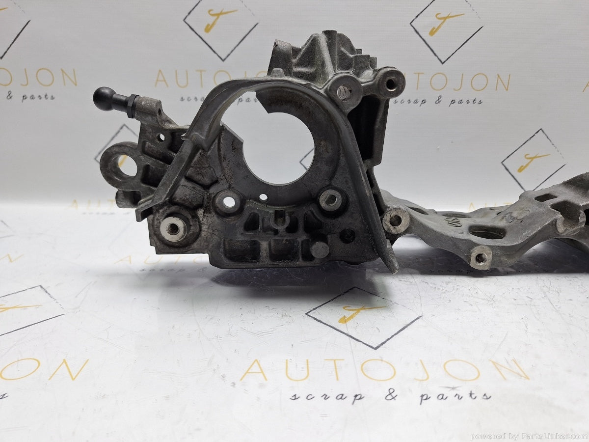 Suport accesorii VOLKSWAGEN GOLF VII (5G1) [ 2012 - NOW ] 2.0 TDi BlueMotion 110KW|150HP 04L903143B