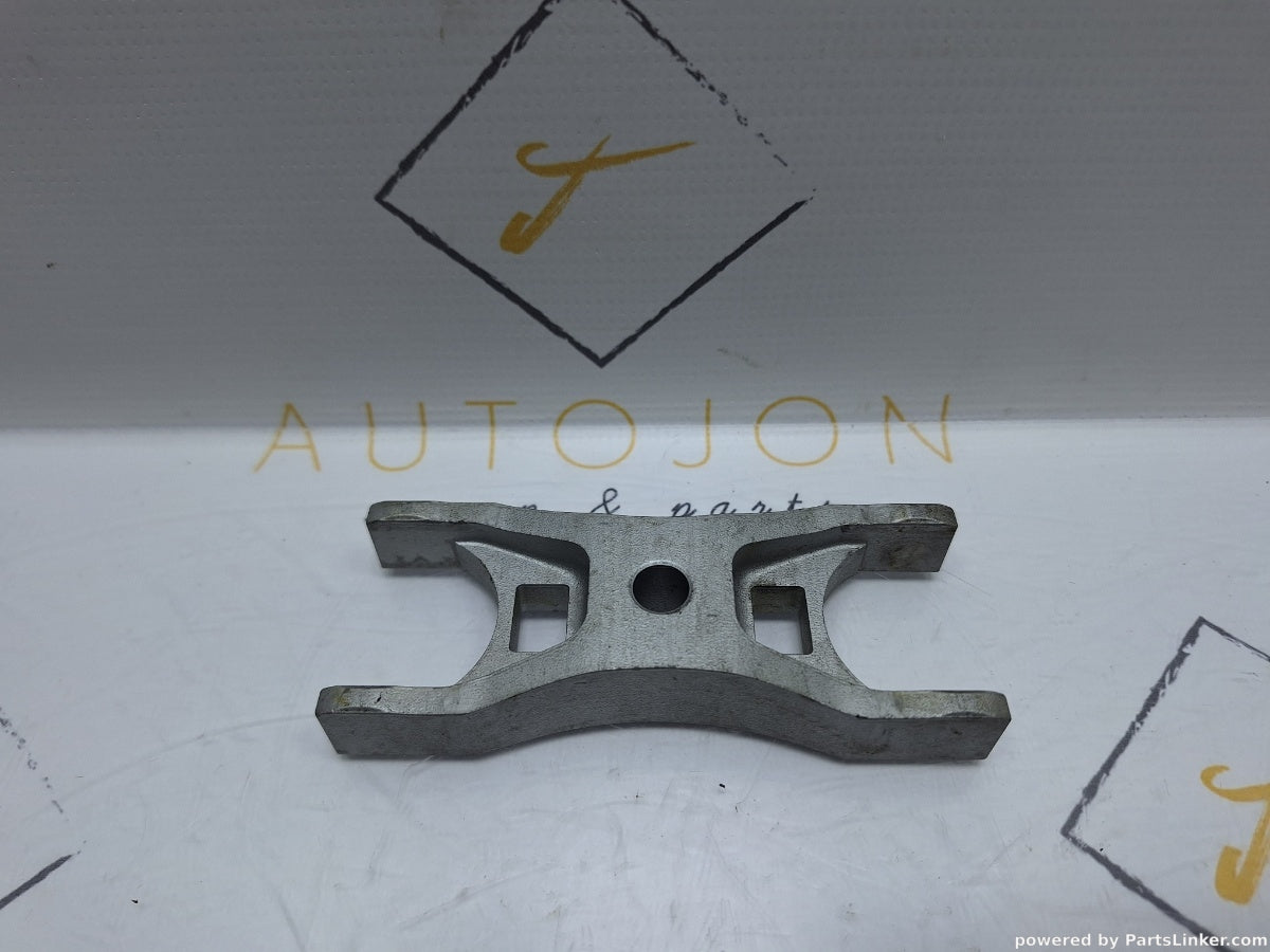 Prindere injectoare VOLKSWAGEN GOLF VII (5G1) [ 2012 - NOW ] 2.0 TDi BlueMotion 110KW|150HP 04L216