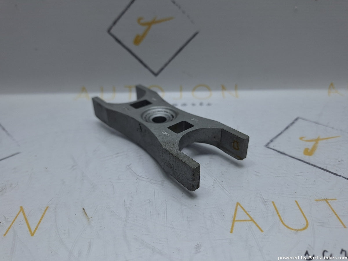 Prindere injectoare VOLKSWAGEN GOLF VII (5G1) [ 2012 - NOW ] 2.0 TDi BlueMotion 110KW|150HP 04L216