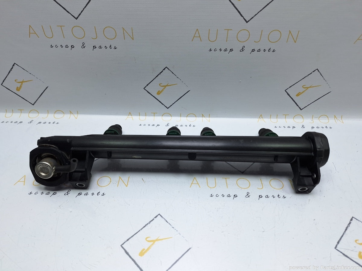 Rampa cu injectoare SKODA OCTAVIA (1U2) [ 1996 - 2010 ] 1.6 (AEH, AKL) 74KW|101HP 06A133317A / 037906031AA