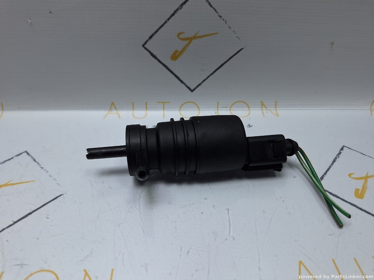 Pompita lichid parbriz SKODA OCTAVIA (1U2) [ 1996 - 2010 ] 1.6 (AEH, AKL) 74KW|101HP