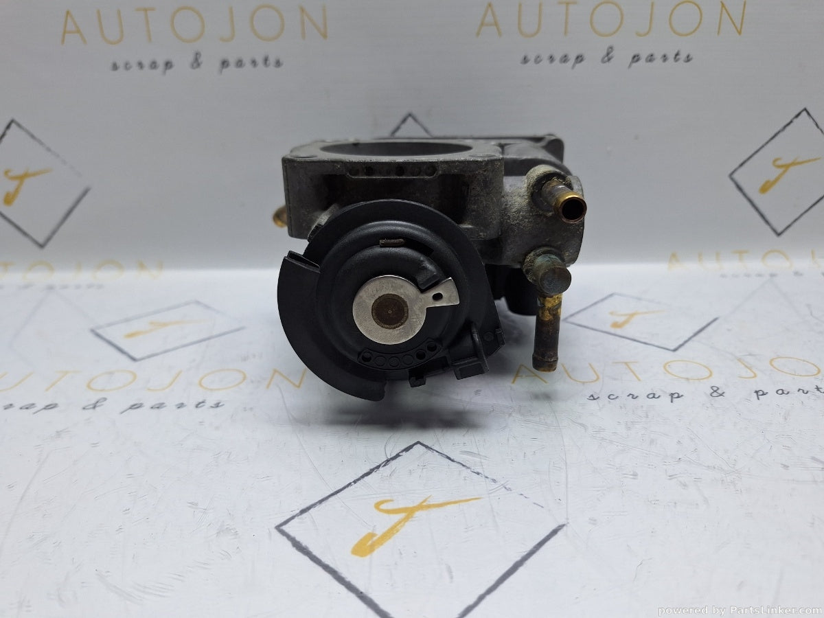 Clapeta acceleratie SKODA OCTAVIA (1U2) [ 1996 - 2010 ] 1.6 (AEH, AKL) 74KW|101HP 06A133064J