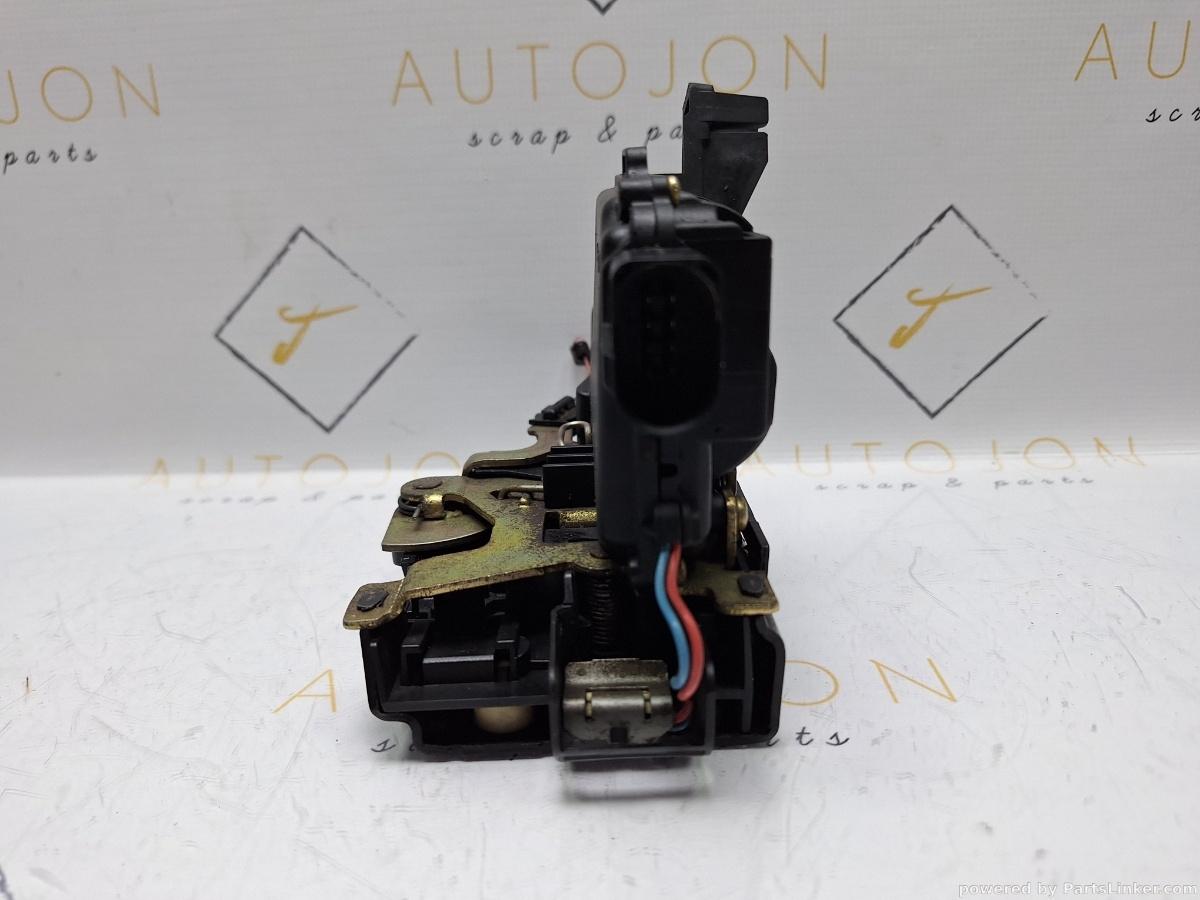 Broasca usa dreapta fata SKODA OCTAVIA (1U2) [ 1996 - 2010 ] 1.6 (AEH, AKL) 74KW|101HP OEM 6X1837014H