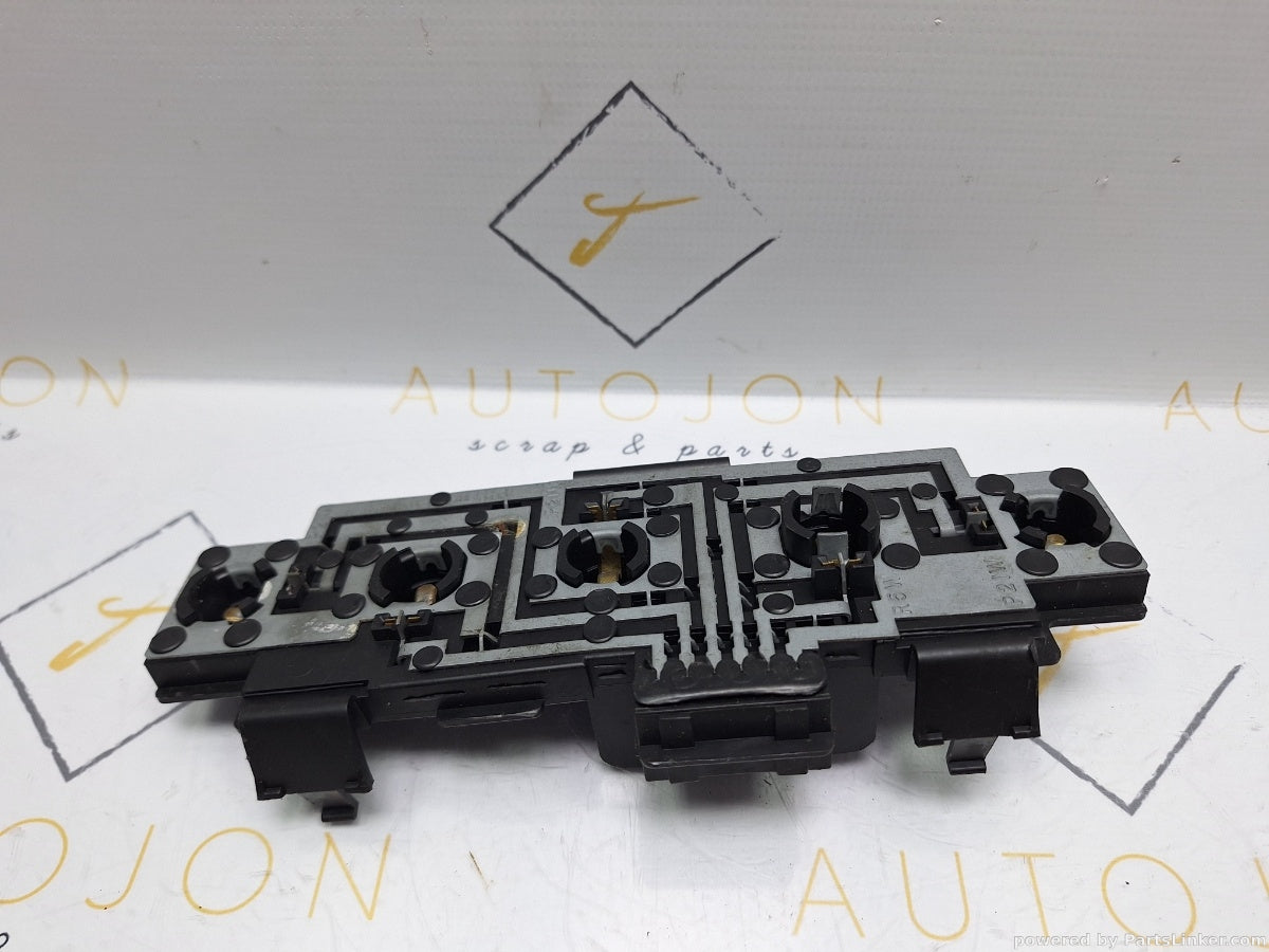 Soclu stop SKODA OCTAVIA (1U2) [ 1996 - 2010 ] 1.6 (AEH, AKL) 74KW|101HP 1U6945257