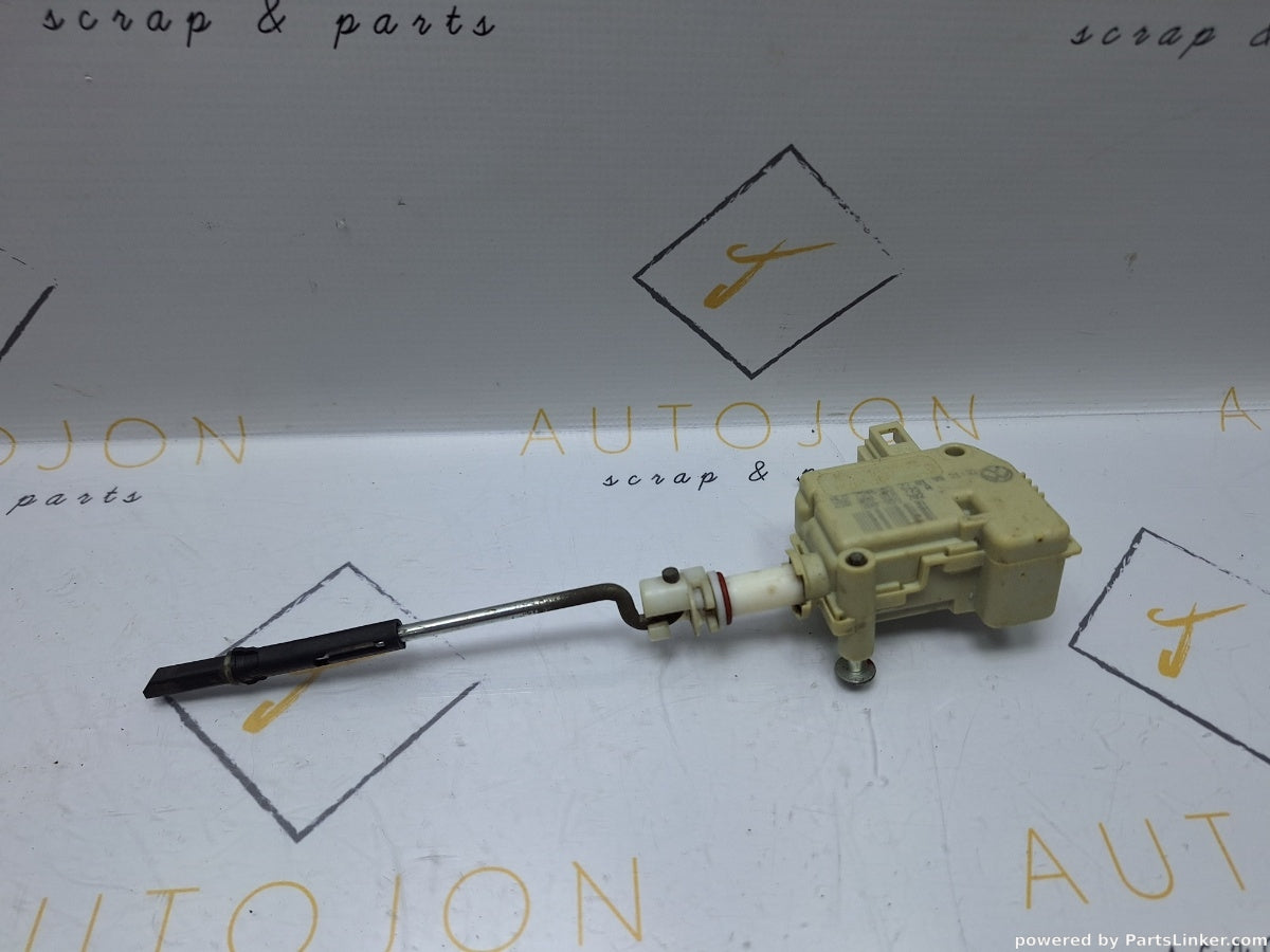 Motoras usita rezervor SKODA OCTAVIA (1U2) [ 1996 - 2010 ] 1.6 (AEH, AKL) 74KW|101HP 3B0819773A