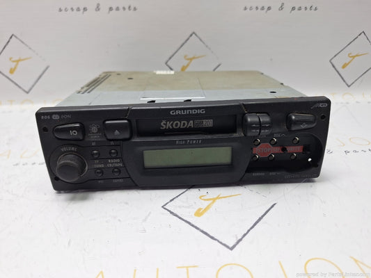 Casetofon SKODA OCTAVIA (1U2) [ 1996 - 2010 ] 1.6 (AEH, AKL) 74KW|101HP 1U0035160A