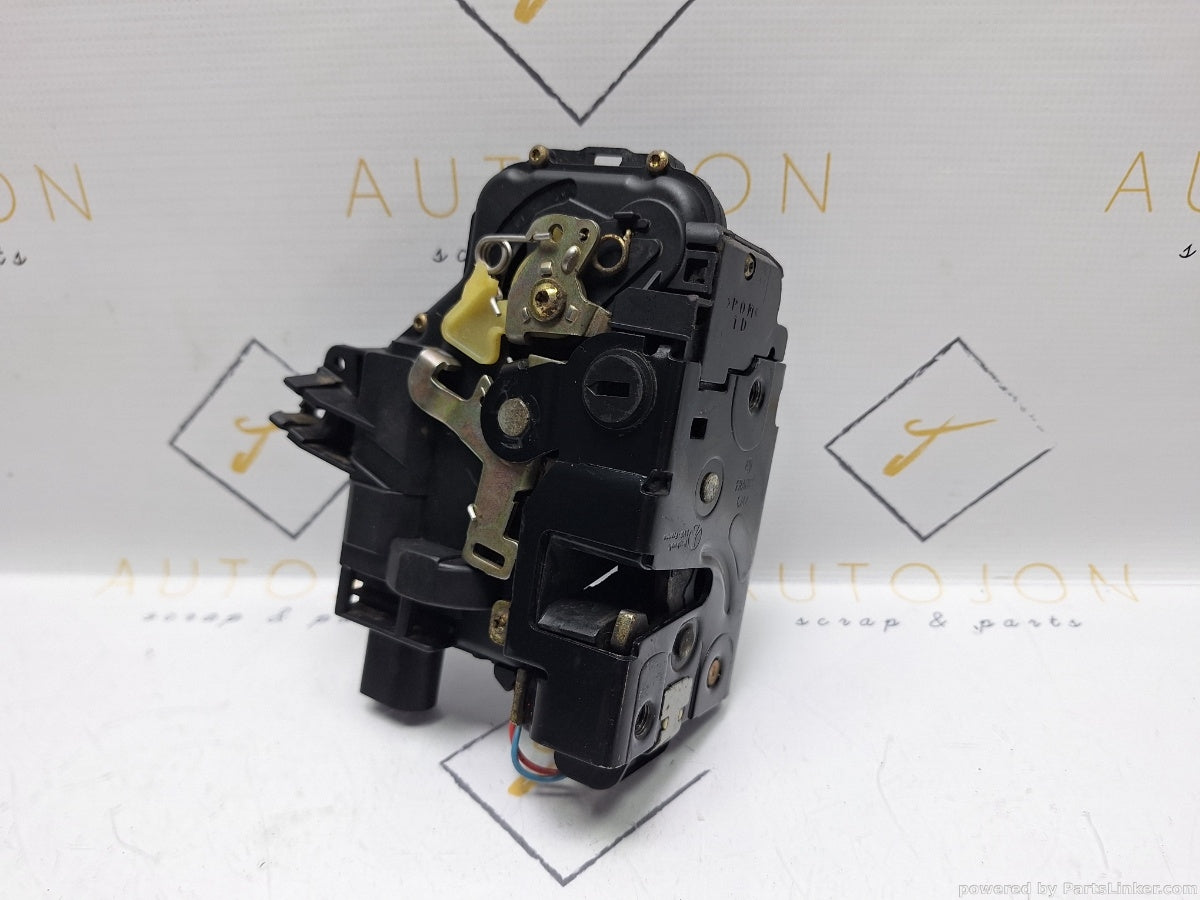 Broasca usa dreapta spate SKODA OCTAVIA (1U2) [ 1996 - 2010 ] 1.6 (AEH, AKL) 74KW|101HP 3B4839016A