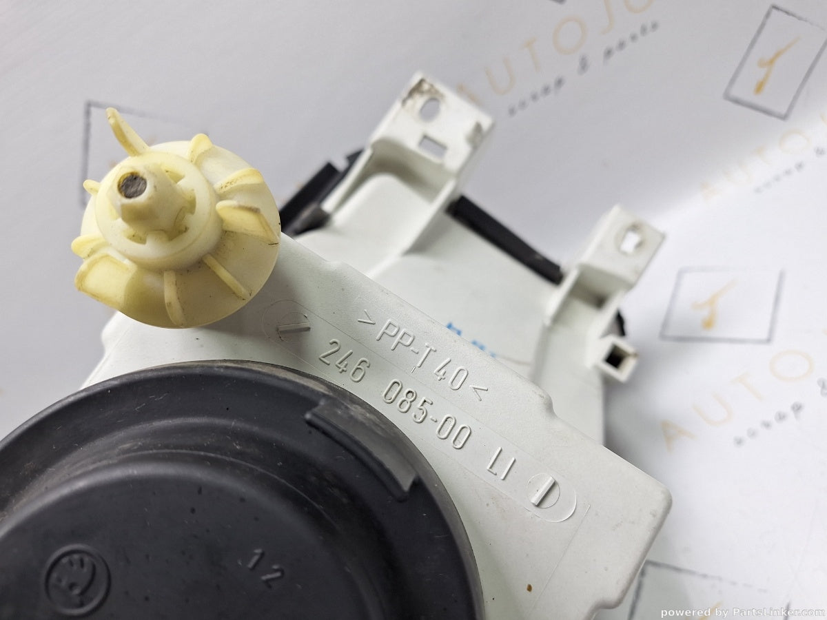 Far Stanga SKODA OCTAVIA (1U2) [ 1996 - 2010 ] 1.6 (AEH, AKL) 74KW|101HP 246 085-00 LI