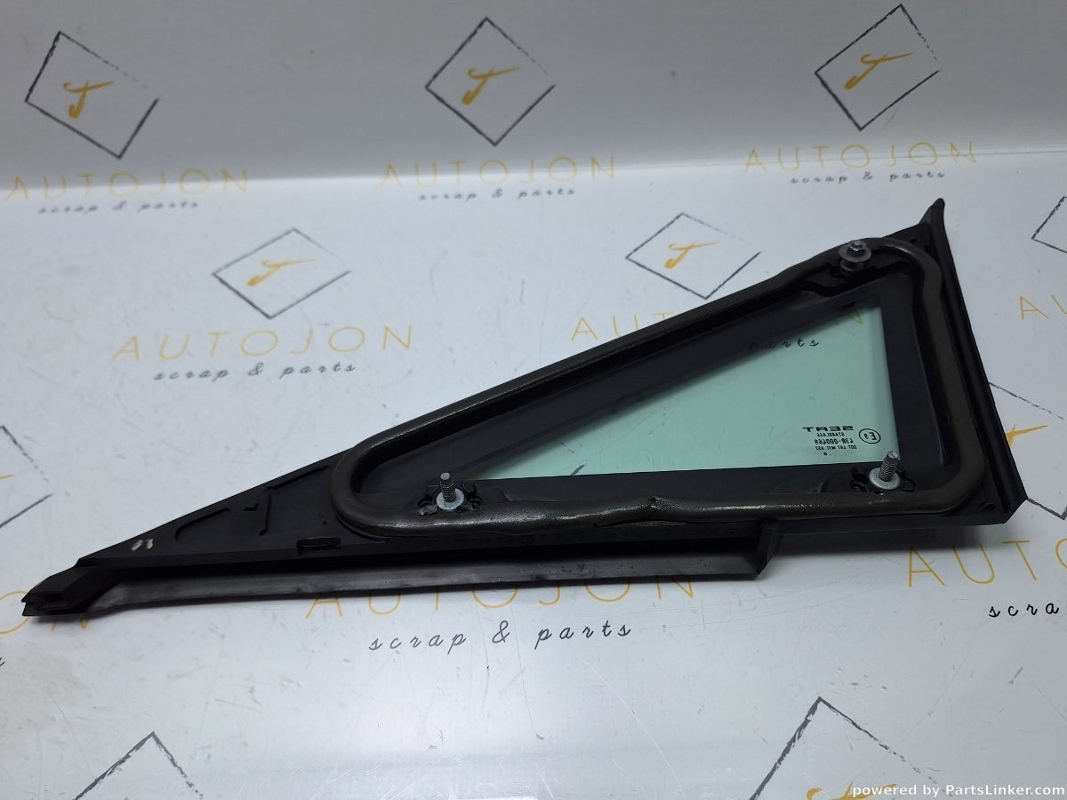 Geam fix lateral dreapta fata SEAT LEON II (1P1) [ 2005 - 2013 ] TDI (BKC, BLS, BXE) 77KW|105HP 1P0845412A