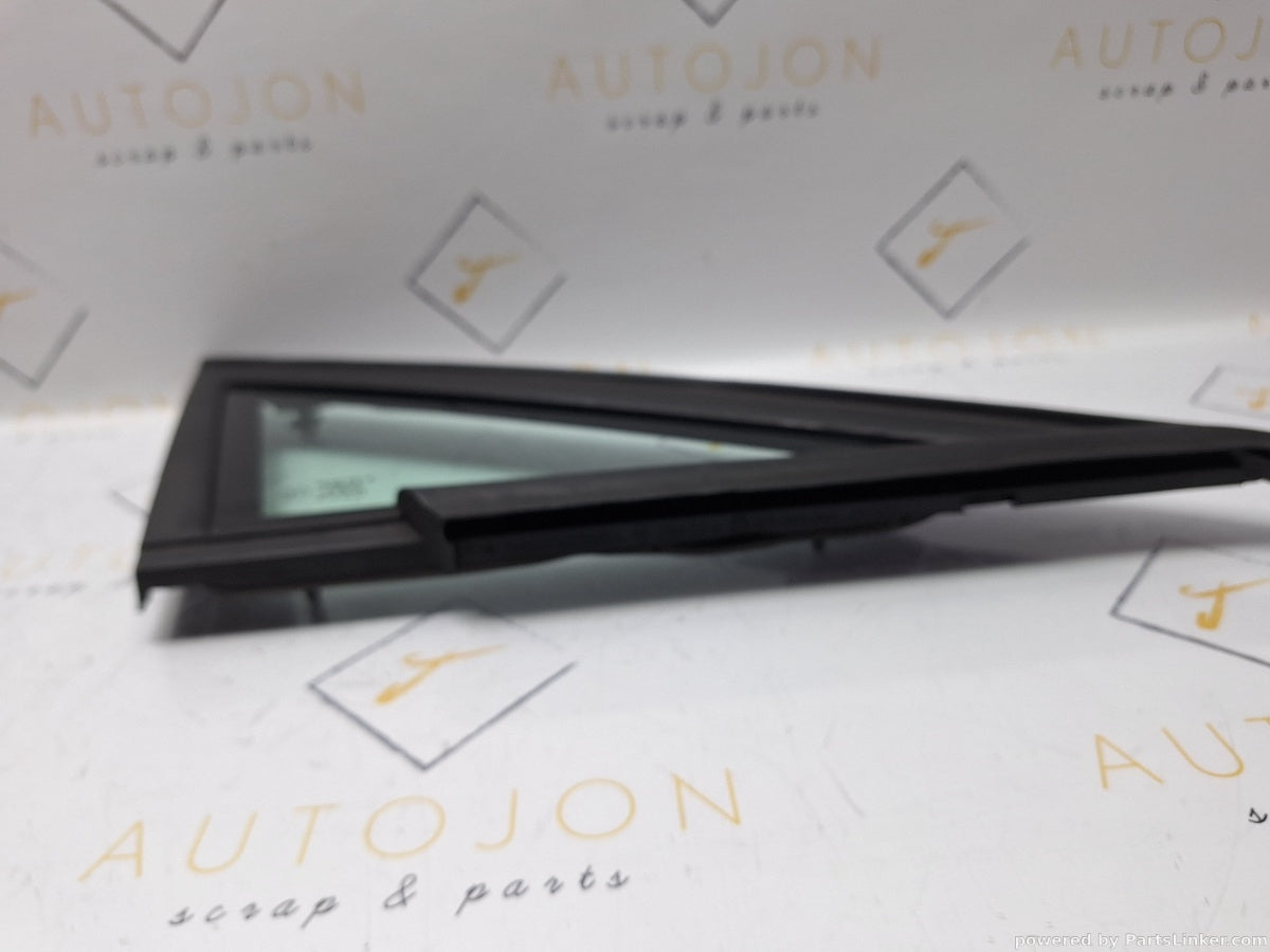 Geam fix lateral dreapta fata SEAT LEON II (1P1) [ 2005 - 2013 ] TDI (BKC, BLS, BXE) 77KW|105HP 1P0845412A