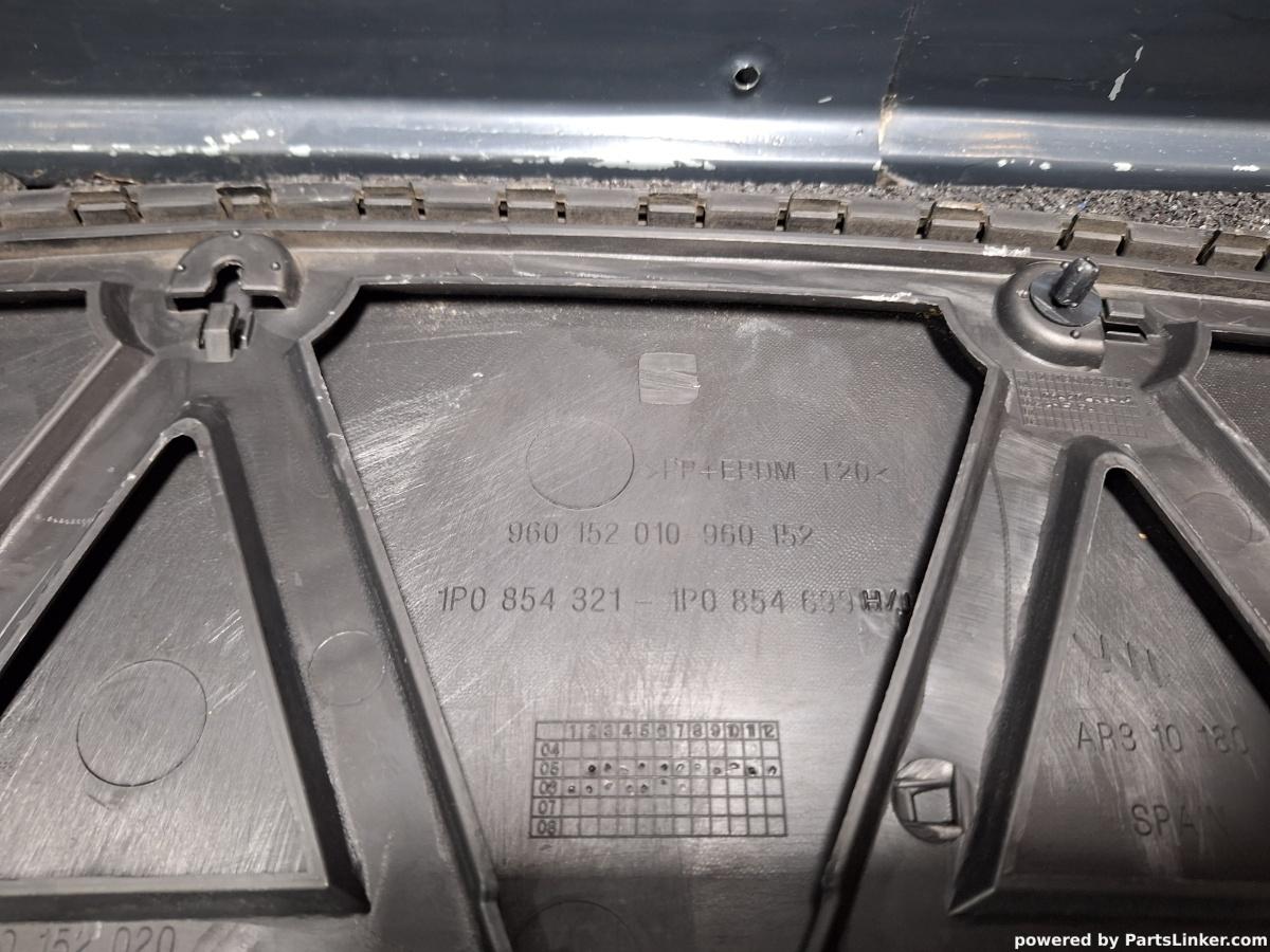 Grila capota SEAT LEON II (1P1) [ 2005 - 2013 ] TDI (BKC, BLS, BXE) 77KW|105HP OEM 1P0854321