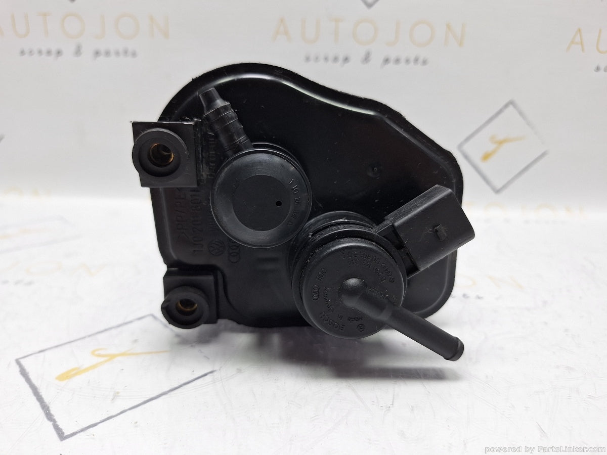 Canistra carbon AUDI A3 (8L1) [ 1996 - 2006 ] 1.6 (AVU, BFQ) 75KW|102HP 1J0201801H