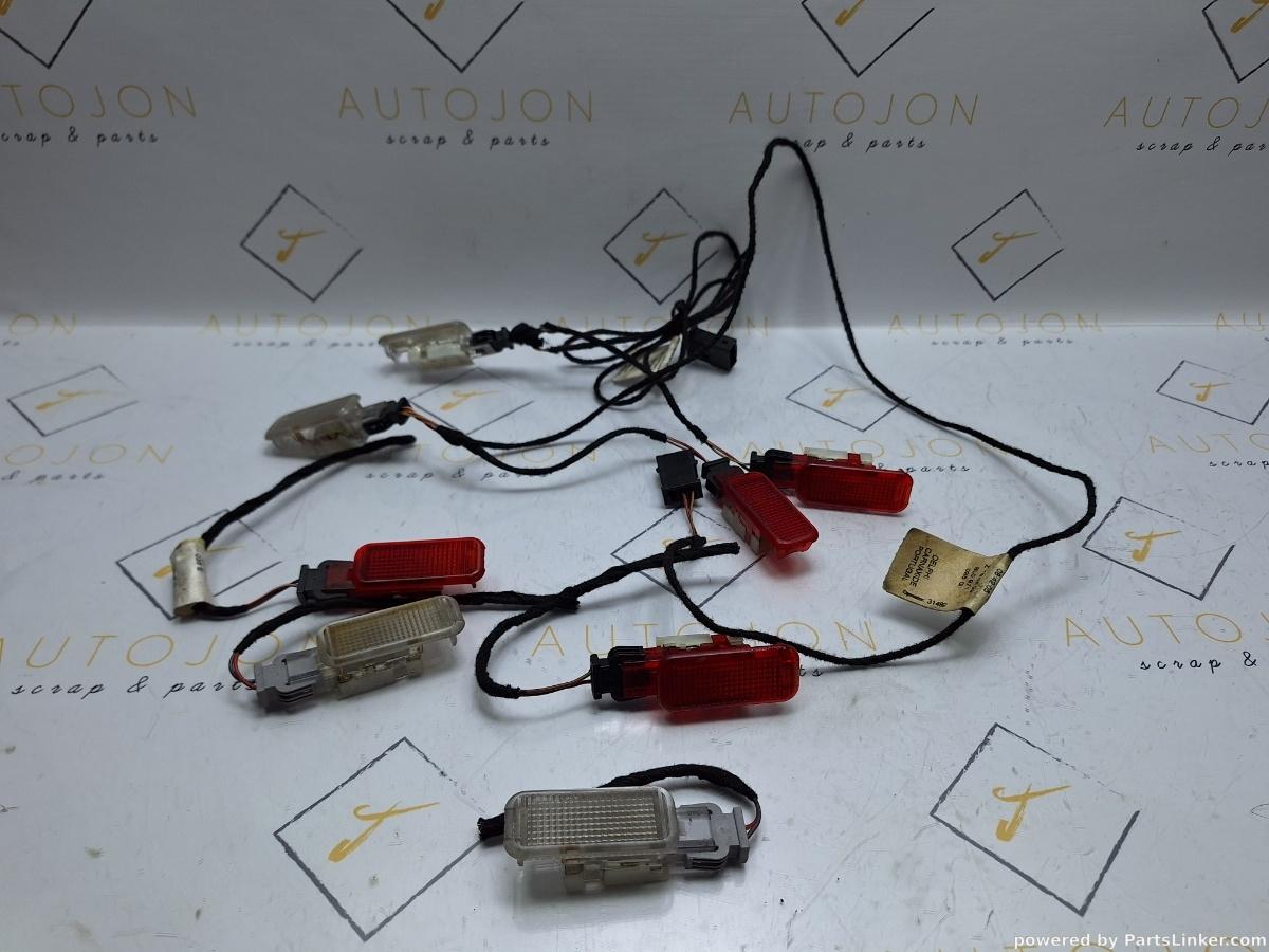 Set lumini ambientale usi AUDI A3 (8L1) [ 1996 - 2006 ] 1.6 (AVU, BFQ) 75KW|102HP OEM 8L0971035G
