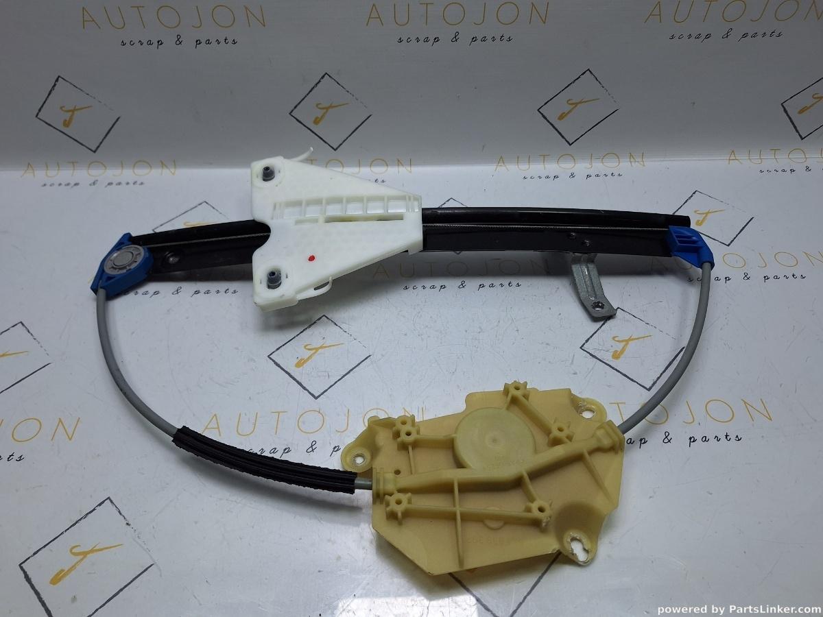 Macara geam stanga spate AUDI A3 (8L1) [ 1996 - 2006 ] 1.6 (AVU, BFQ) 75KW|102HP OEM 8L4839397