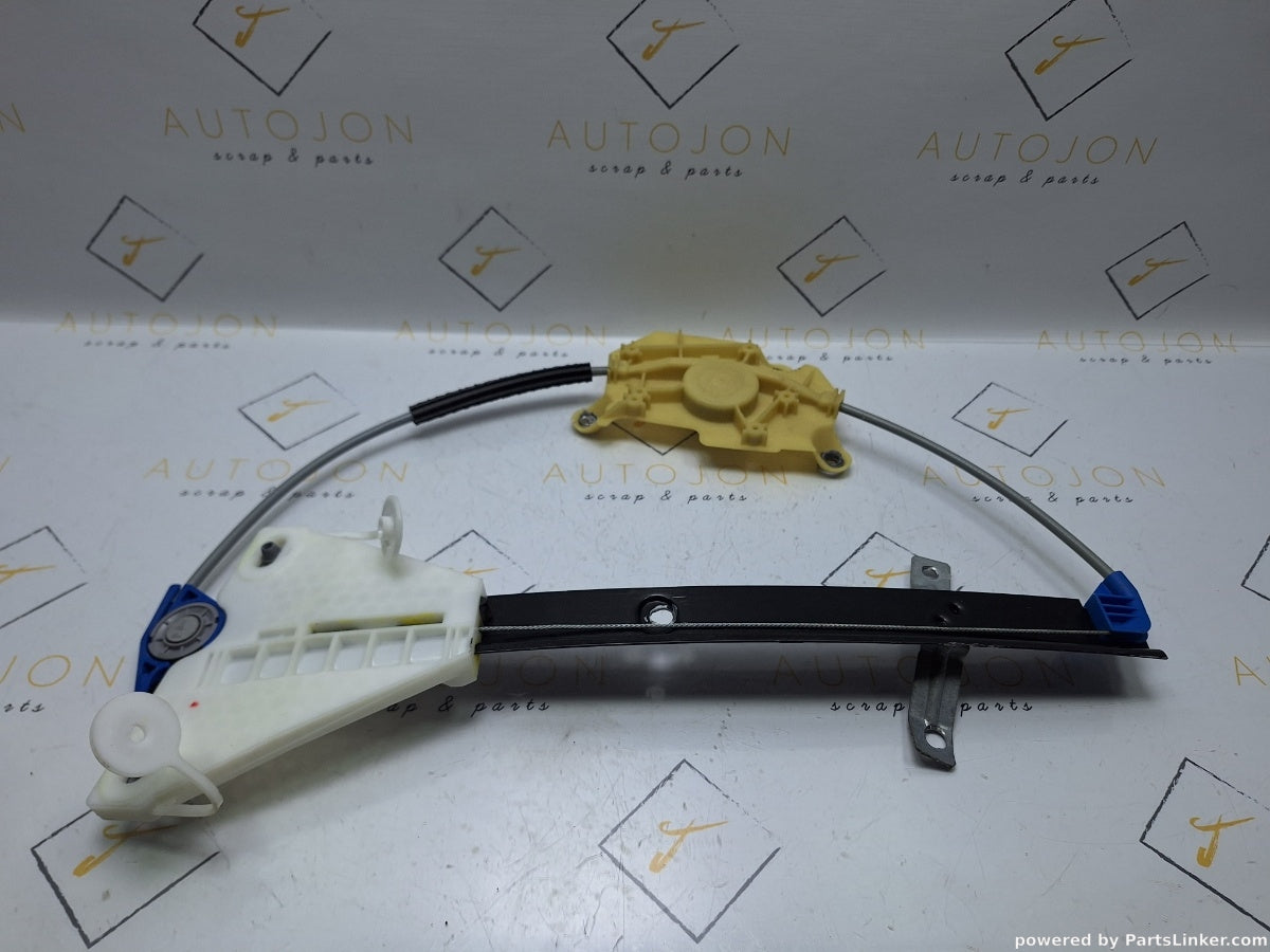 Macara geam dreapta spate AUDI A3 (8L1) [ 1996 - 2006 ] 1.6 (AVU, BFQ) 75KW|102HP 8L4839398