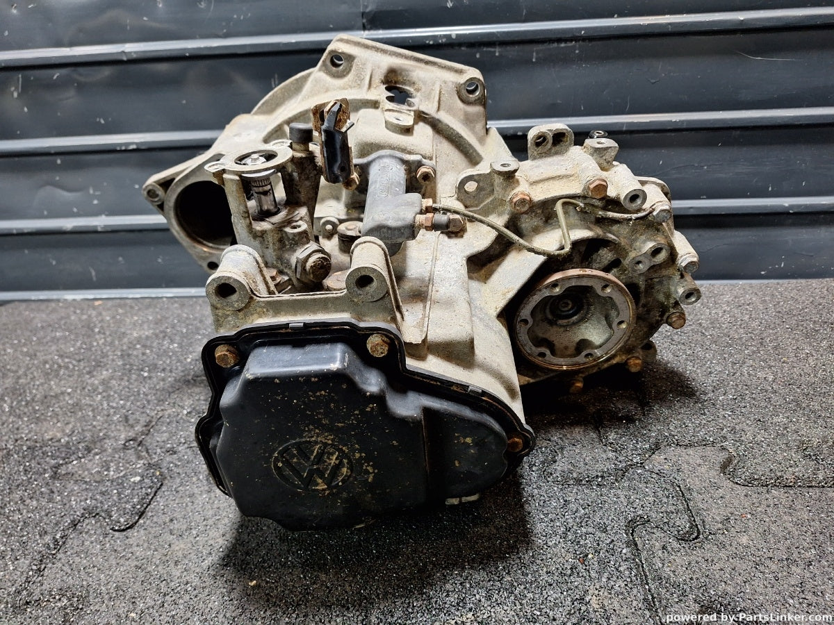 Cutie de viteze VOLKSWAGEN GOLF III Variant (1H5) [ 1993 - 1999 ] TDI (1Z, AHU, ALE) 66KW|90HP 02A300048P